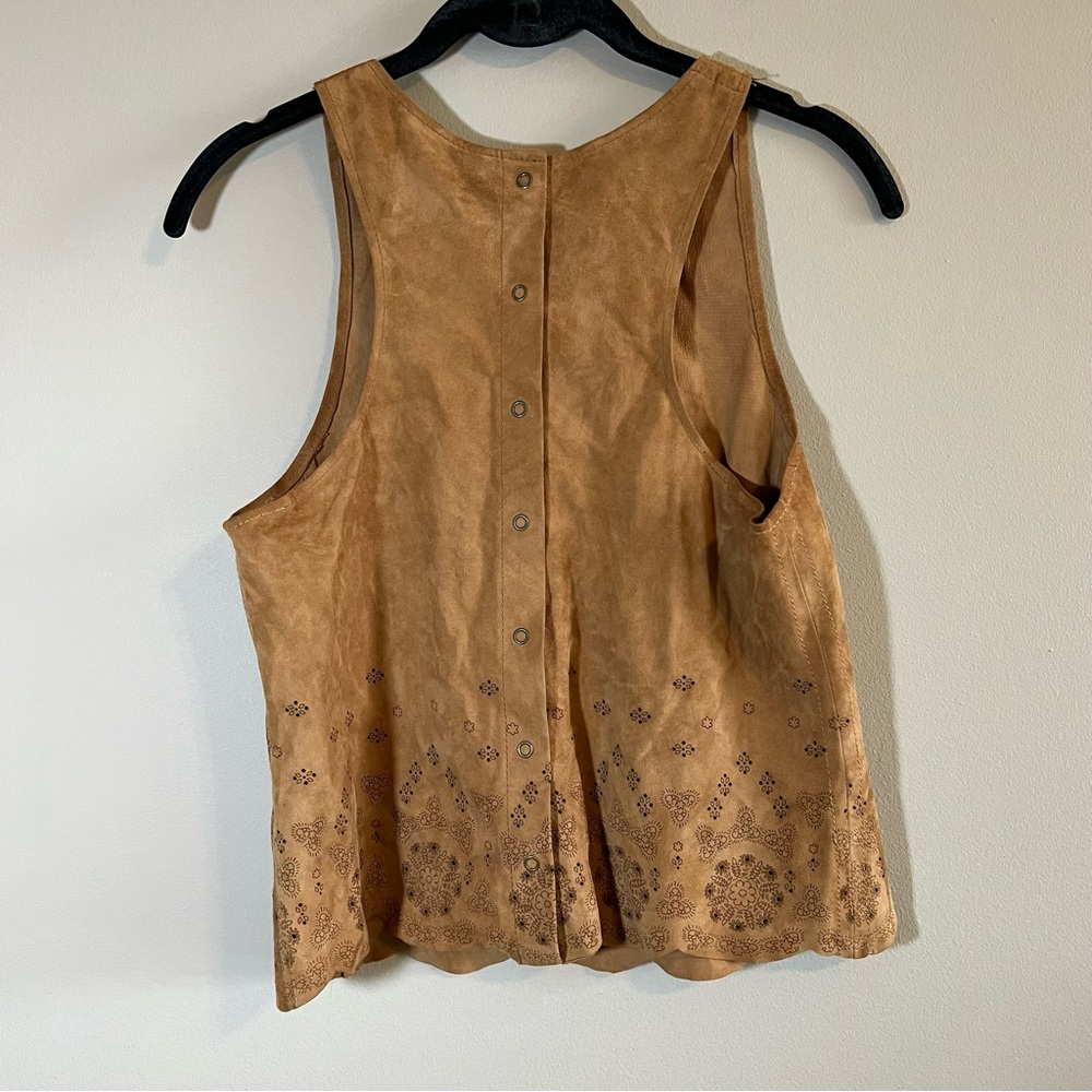 ✨ Free People Women’s Brown Suede Scallop Tank Top Small - Picture 5 of 8